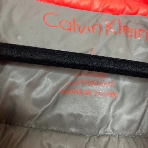 CALVIN Klein Light Weight Bomber Coat - Picture 10 of 15